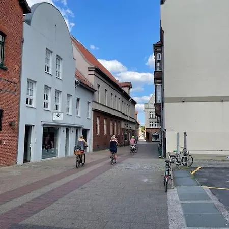 Apartment Ueber Den Daechern Lueneburgs *